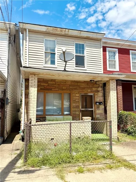 215 E 15th Ave, Homestead, PA 15120