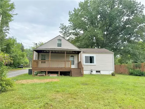 2001 Tony St, New Castle, PA 16101