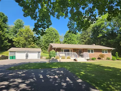 268 Old Plank Rd, Butler, PA 16002