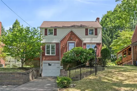 303 Barclay Ave, Pittsburgh, PA 15221