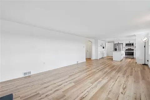 13379 Ridge Rd, Irwin, PA 15642 photo 7