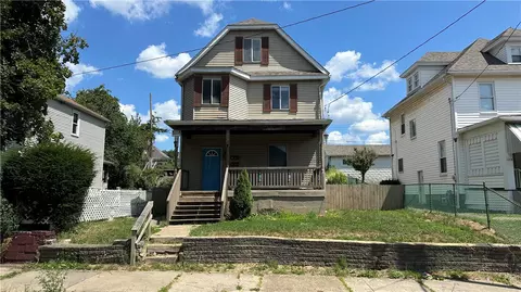 1216 Kenneth Ave, New Kensington, PA 15068
