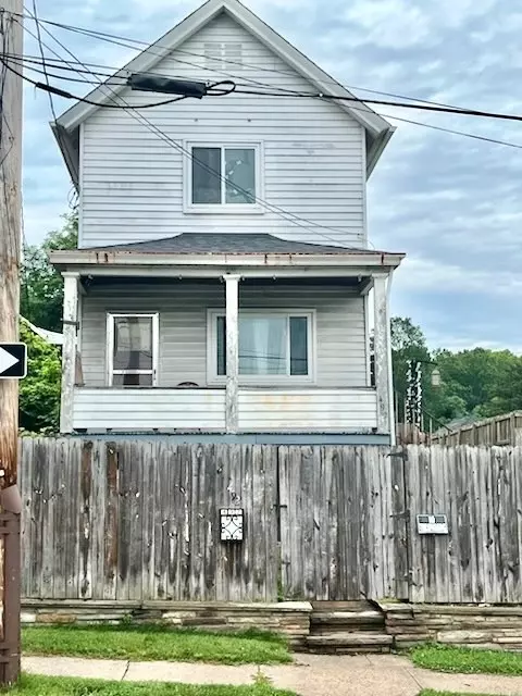 492 8th, Donora, PA 15033