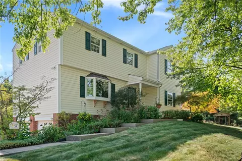 30 Deborah Lynn Ct, Cheswick, PA 15024
