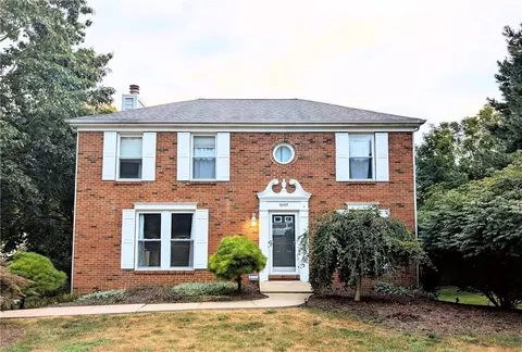 1605 Forest Ridge Dr, Pittsburgh, PA 15237