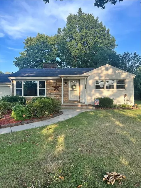 3996 W Washington St, New Castle, PA 16101