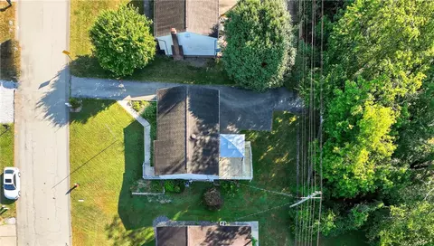 1895 Ivanhoe Dr, North Huntingdon, PA 15642 photo 35