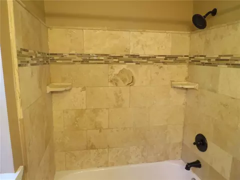 Bath - 290 Mcmurray Rd, Pittsburgh, PA 15241 photo 3 of 5