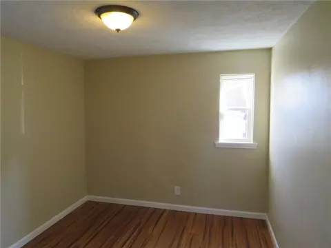 Bedroom - 290 Mcmurray Rd, Pittsburgh, PA 15241 photo 6 of 9