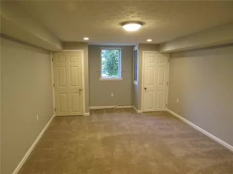 Bedroom - 290 Mcmurray Rd, Pittsburgh, PA 15241 photo 8 of 9