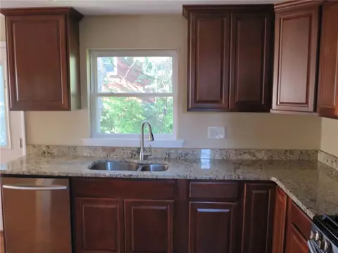 Kitchen - 290 Mcmurray Rd, Pittsburgh, PA 15241 photo 3 of 3