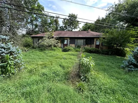 107 Gillcrest Dr, Clairton, PA 15025