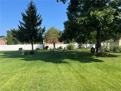 119 Walnut St, Apollo, PA 15613 photo 22