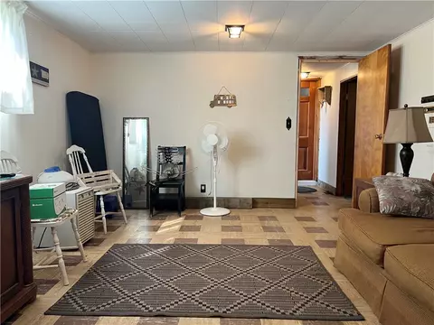 119 Walnut St, Apollo, PA 15613 photo 19