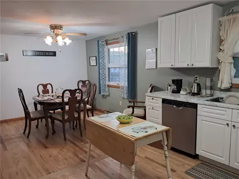 119 Walnut St, Apollo, PA 15613 photo 3