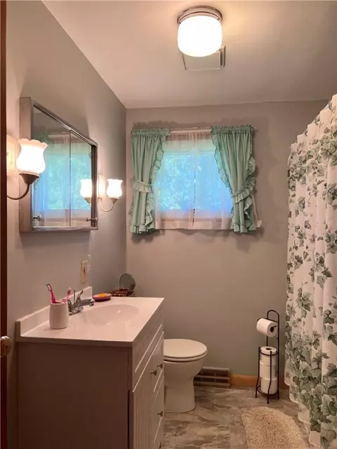 119 Walnut St, Apollo, PA 15613 photo 14