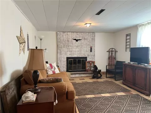 119 Walnut St, Apollo, PA 15613 photo 17