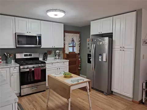 119 Walnut St, Apollo, PA 15613 photo 4