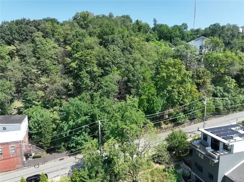 0 Henderson St, Pittsburgh, PA 15212