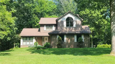 223 Hardwood Rd, Fenelton, PA 16034