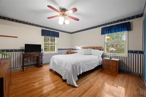 Bedroom - 116 Williamsburg Pl, Irwin, PA 15642 photo 1 of 10
