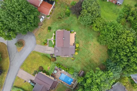 View/Area - 116 Williamsburg Pl, Irwin, PA 15642 photo 1 of 2