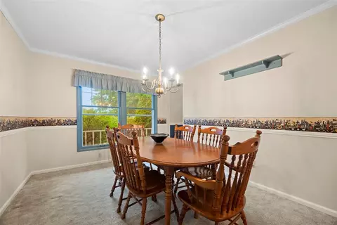 Dining - 116 Williamsburg Pl, Irwin, PA 15642 photo 2 of 2