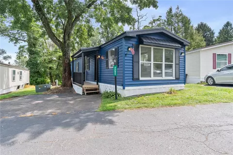 4204 Holiday Hills Ln, Murrysville, PA 15668