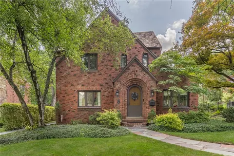 64 Mount Lebanon Blvd, Pittsburgh, PA 15228