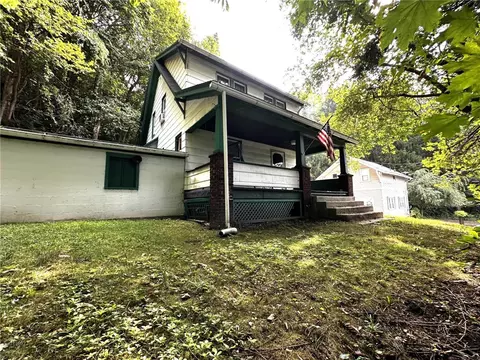 204 W Clayton St, New Castle, PA 16102