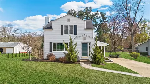 464 Crescent Blvd Ext, Crescent, PA 15046