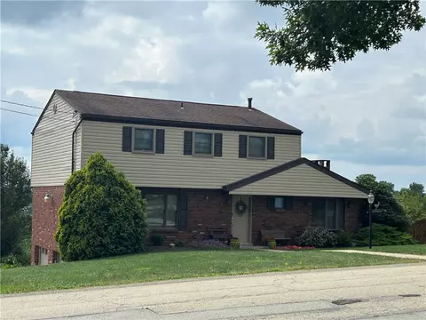 10430 Farview Dr, Irwin, PA 15642