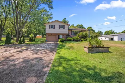 545 Bedford Rd, West Middlesex, PA 16159