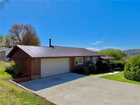 135 Rachele Ave, Davidsville, PA 15928