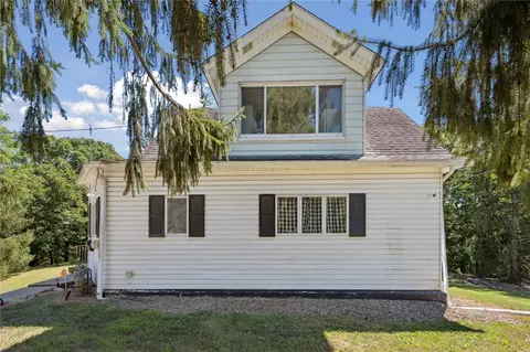 1599 Jackson St, Aliquippa, PA 15001