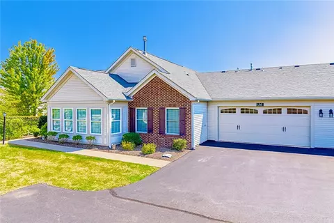 2113 Isleworth Ln, Cranberry Township, PA 16066
