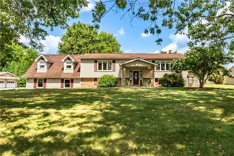 319 Centreville Pike, Slippery Rock, PA 16057