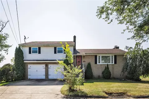 212 Mullin Ave, Mount Pleasant, PA 15666