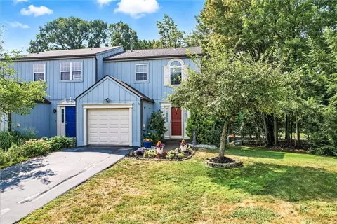 84 Monmouth Dr, Cranberry Township, PA 16066