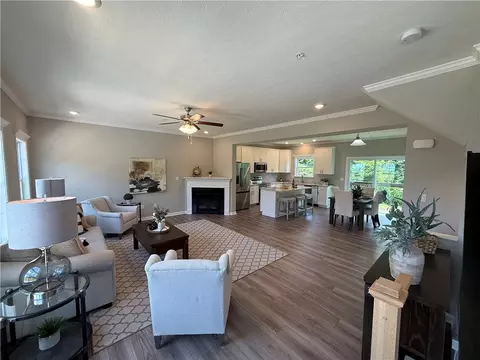 Living - 178 Lockheed Dr, Moon Twp, PA 15108 photo 2 of 3