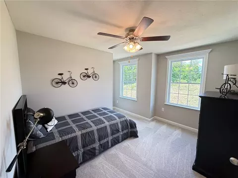 Bedroom - 178 Lockheed Dr, Moon Twp, PA 15108 photo 4 of 4