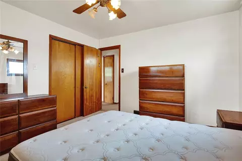 Bedroom - 109 Long Dr, Irwin, PA 15642 photo 2 of 4