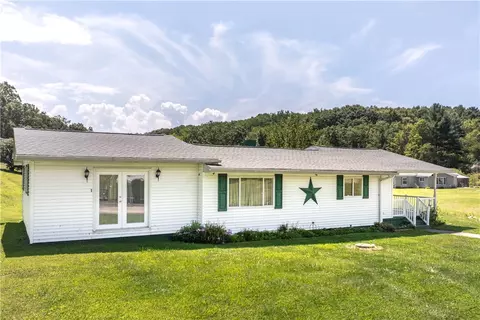 200 Brown Hill Rd, Markleysburg, PA 15459