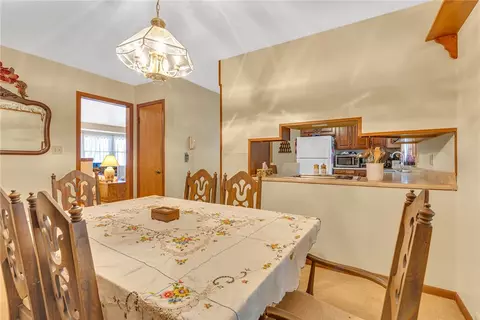 Dining - 111 Truman, Monaca, PA 15061 photo 2 of 2