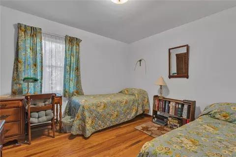 Bedroom - 111 Truman, Monaca, PA 15061 photo 4 of 4