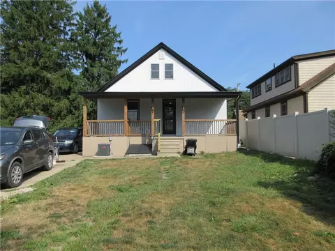 2733 20th Street Ext, Beaver Falls, PA 15010