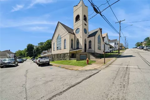 601 Harrison Ave, Penn, PA 15675
