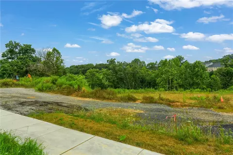 lot2 Beaver Grade Rd, Mckees Rocks, PA 15136