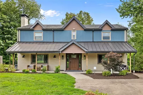 141 Ridgewood Rd, Coraopolis, PA 15108