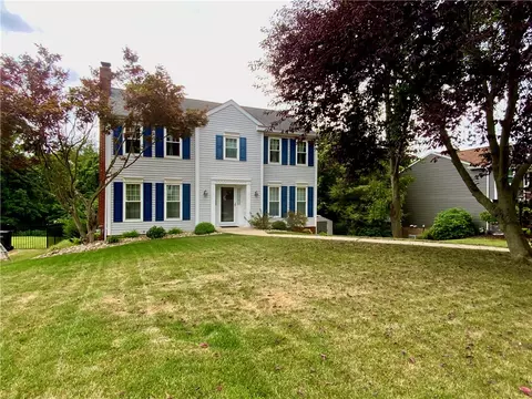 112 Cedar Ridge Dr, Monaca, PA 15061 photo 3